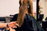 Strzyżenie damskie, włosy za ramiona (bez mycia)